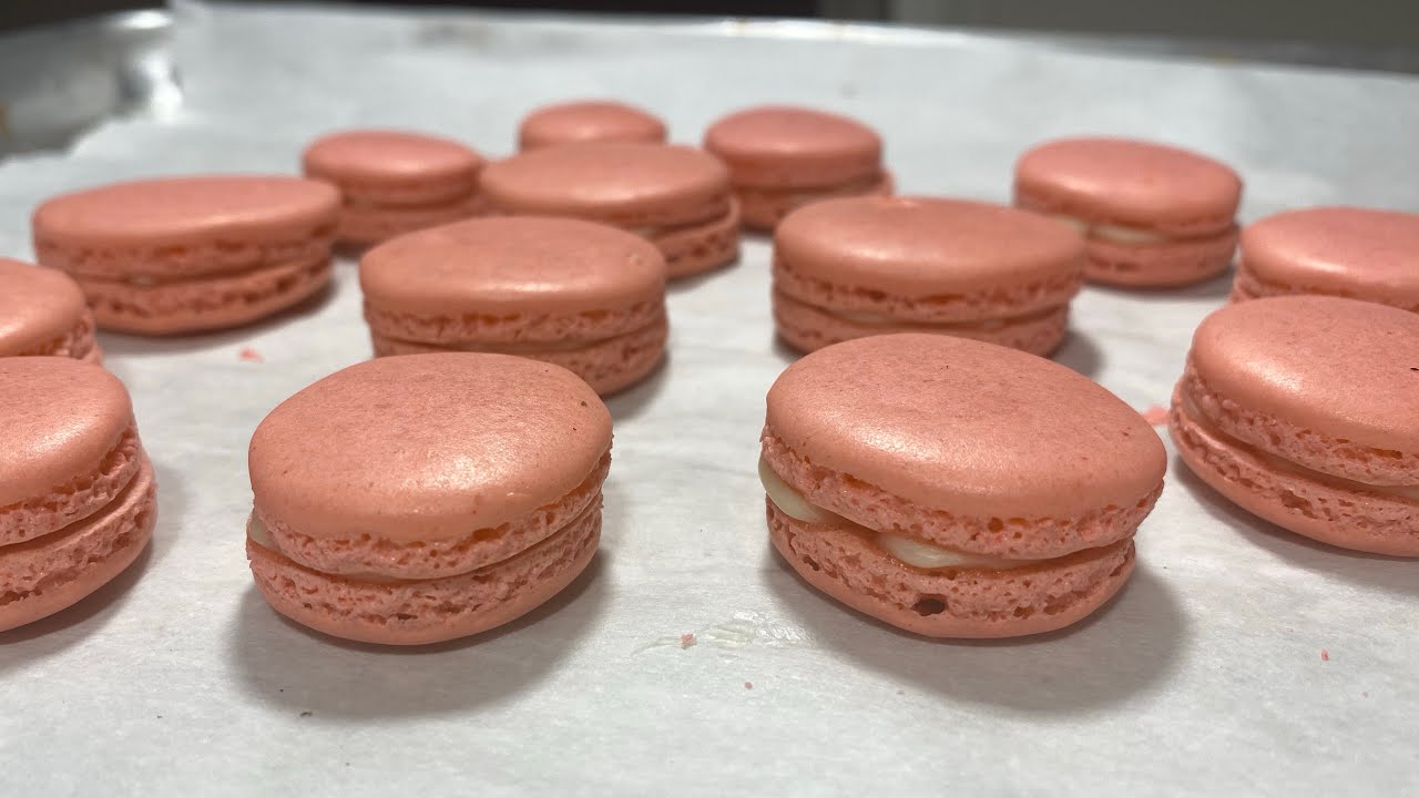MACARONS SIN ALMENDRAS CON HARINA COMÚN RECETA ECONÓMICA