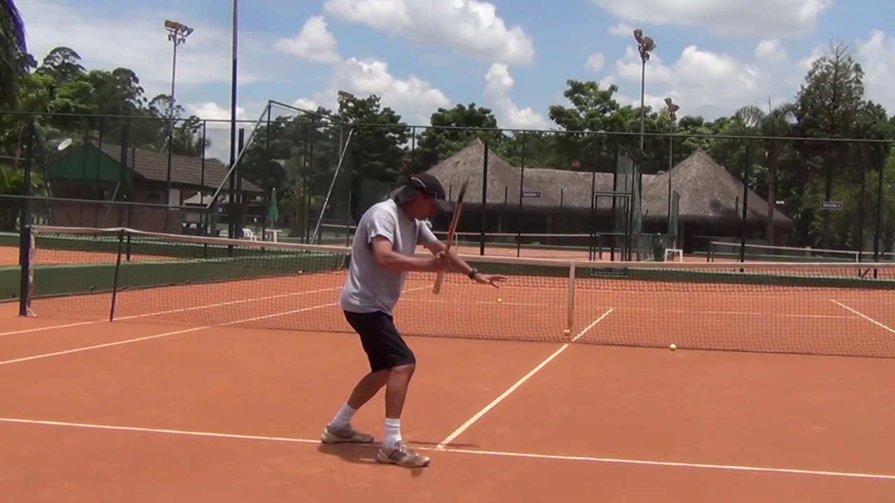 Newton Tênis - Bola morta! Você sabe o que fazer numa bola que quica no meio da quadra sem peso?