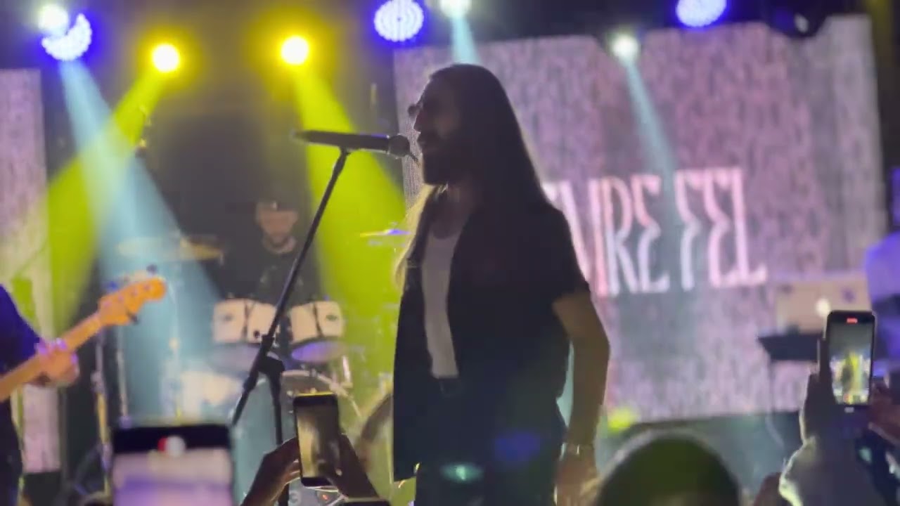Emre Fel - Islak Islak ( Konser )