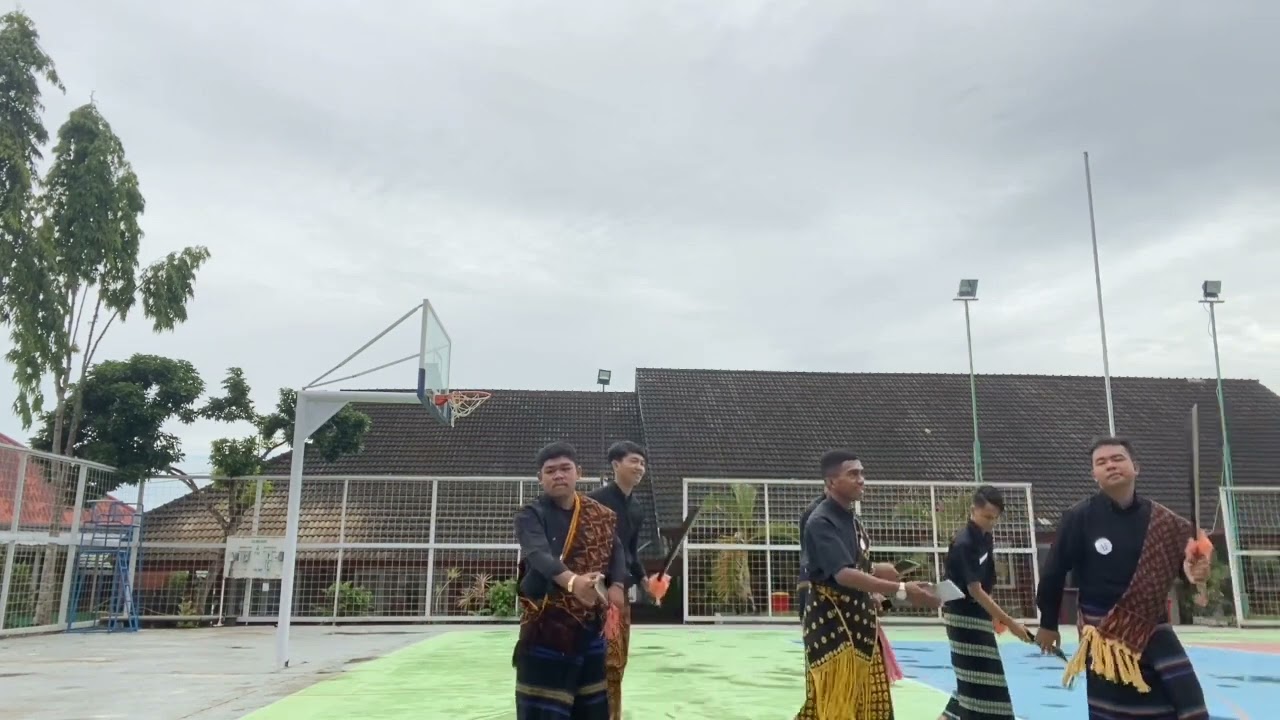 Tarian kreasi daerah Bajawa NTT🔥#nttpride #new