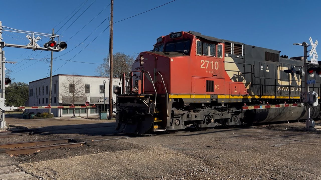CN 2710, CN 5777, and CN 8869 in Hammond, LA
