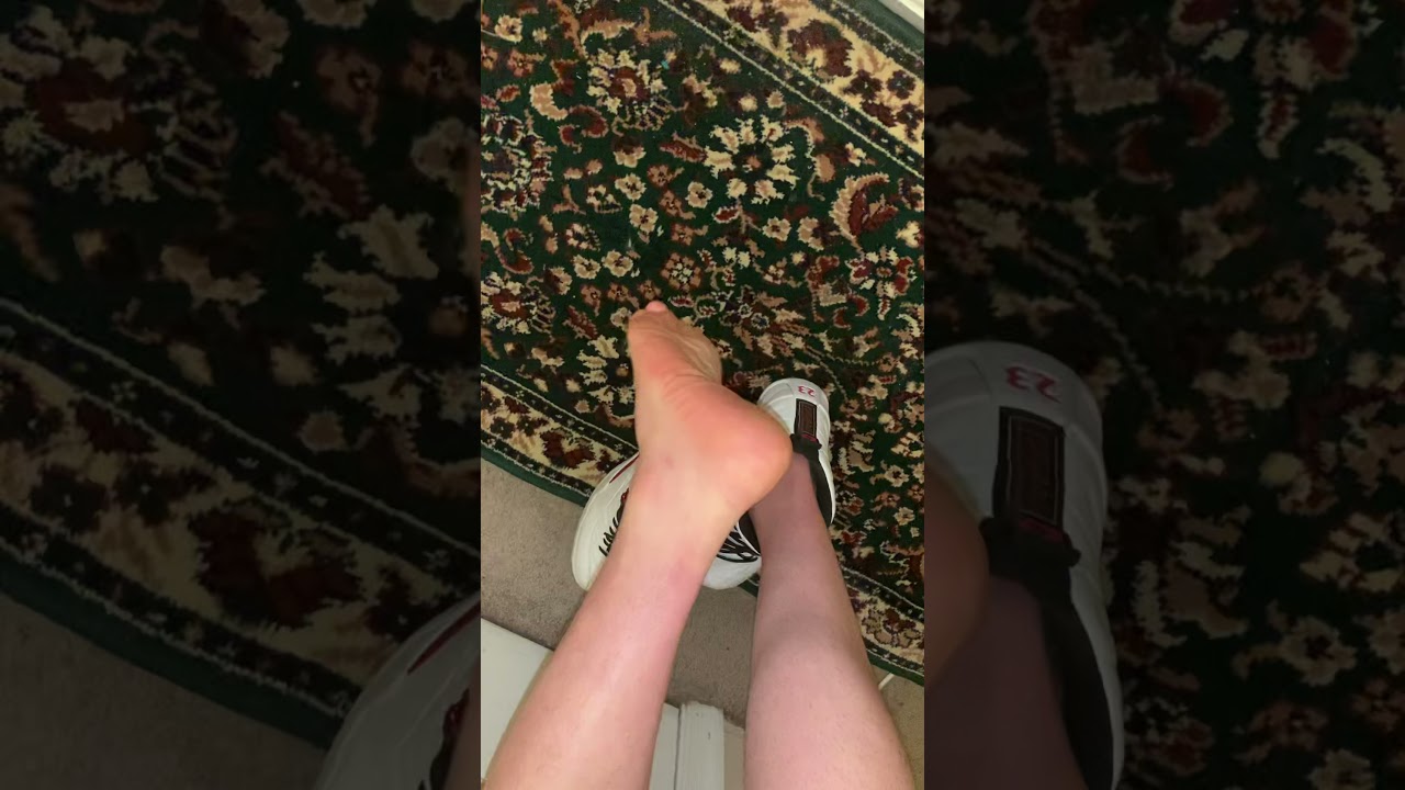 Sockless sneaker removal pt 2 Jordan&rsquo;s with no socks