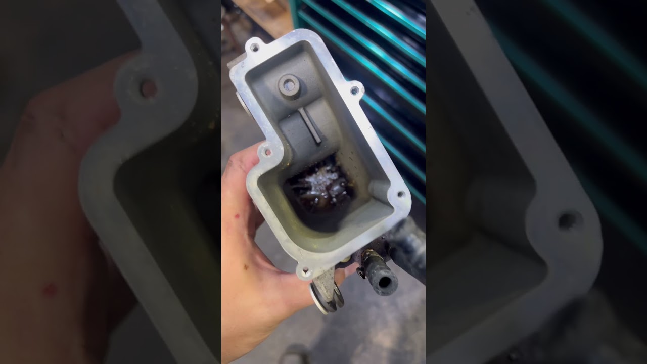 Подвесной мотор Mercury EFI глохнет, возможно, это ваша проблема#механик #лодка#подвесноймотор