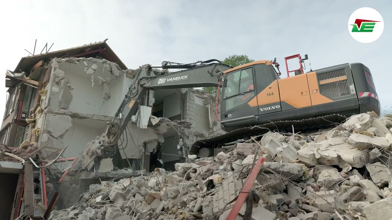 Van Eijck Agro, Grond & Groen - Sloopwerkzaamheden Baarle-Nassau