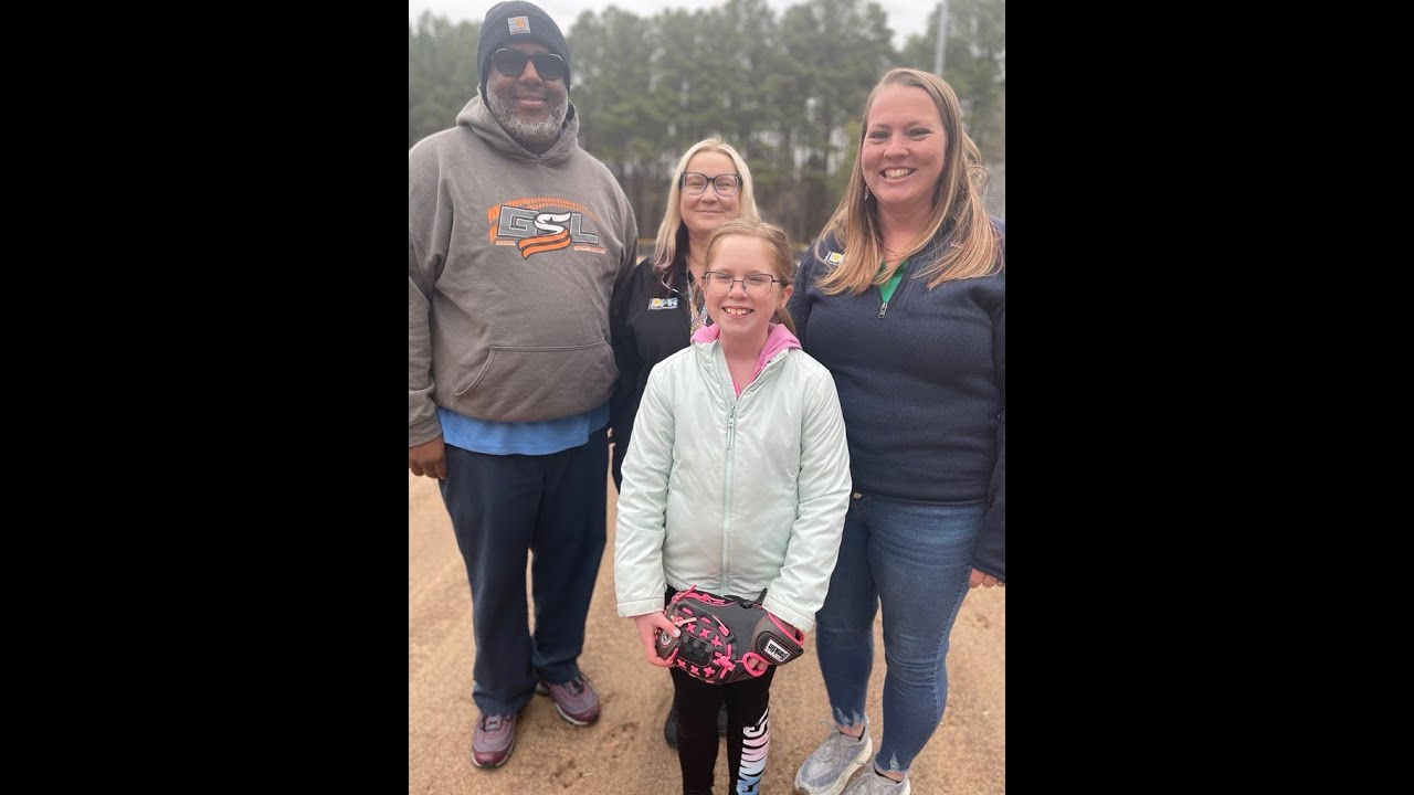DPR stars share softball experiences