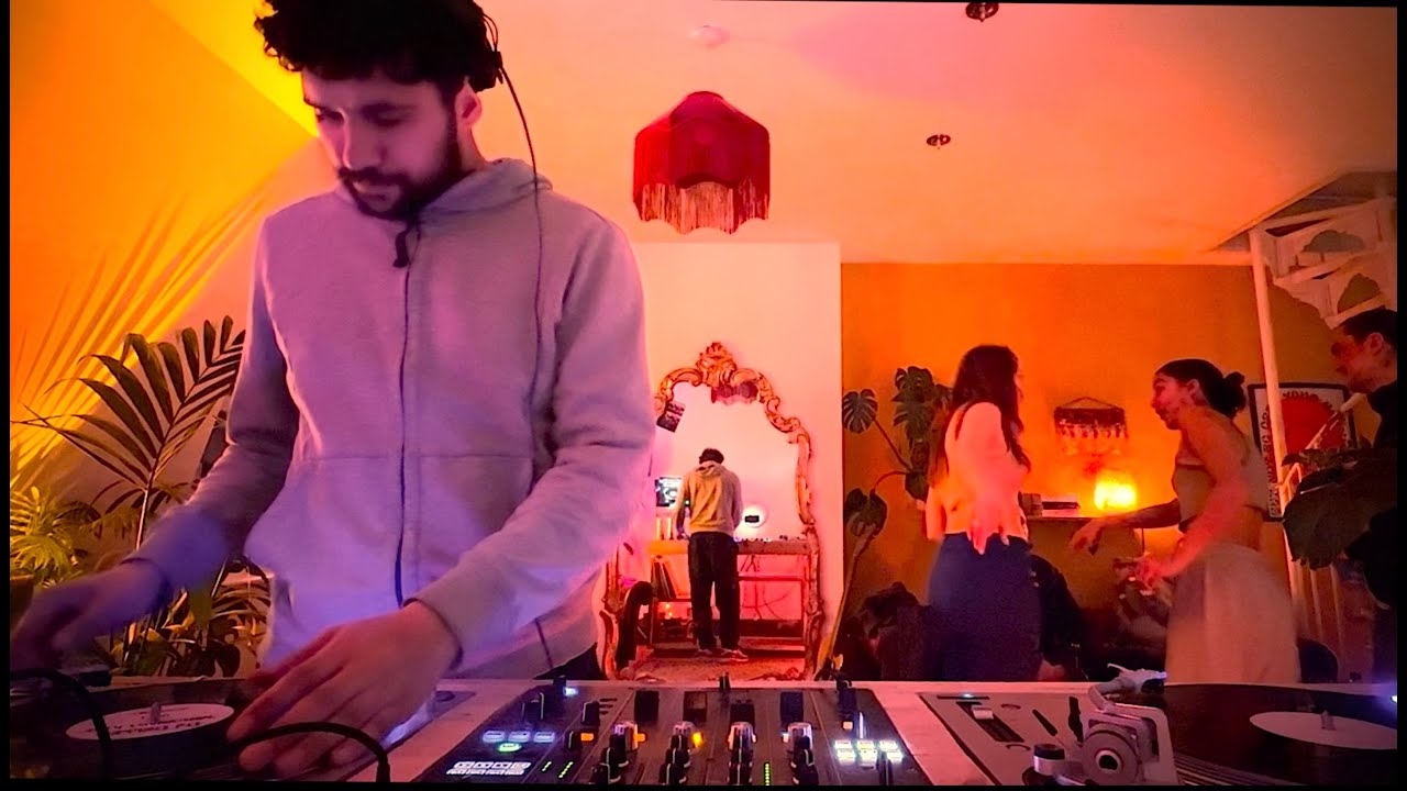 LOUNGE LAB | EP 004 - ALI VELMI