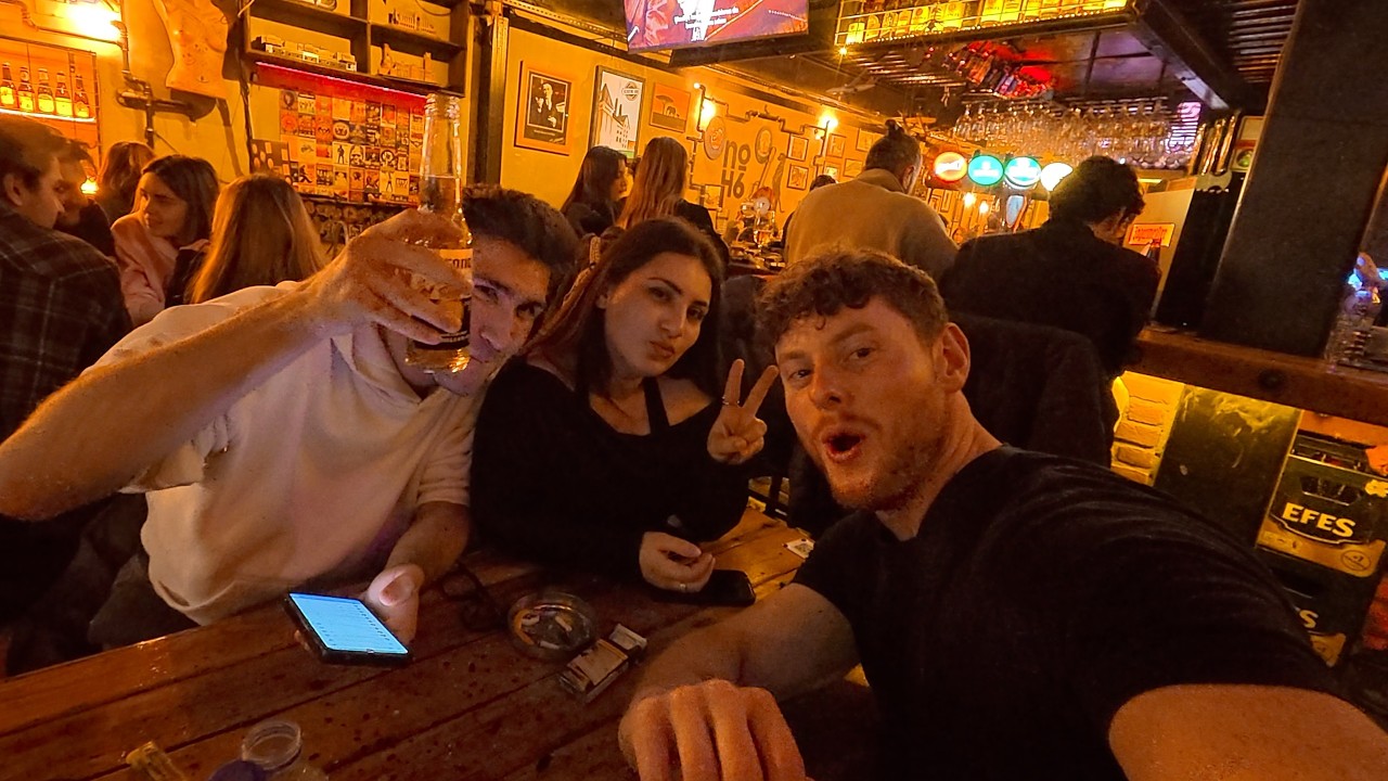 A Canadian&rsquo;s First Night Out in Eskişehir 🇹🇷