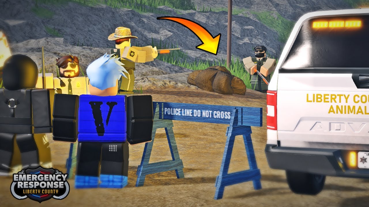 Park Rangers Find a BEAR in the Woods.. Animal Control Called! | ERLC Roleplay ROBLOX