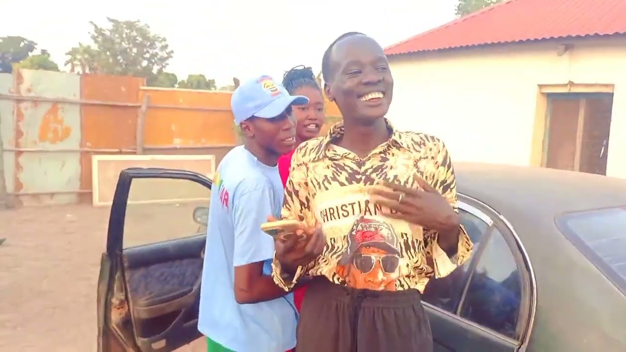 Ting Muonydee by Flamboyant Comedy