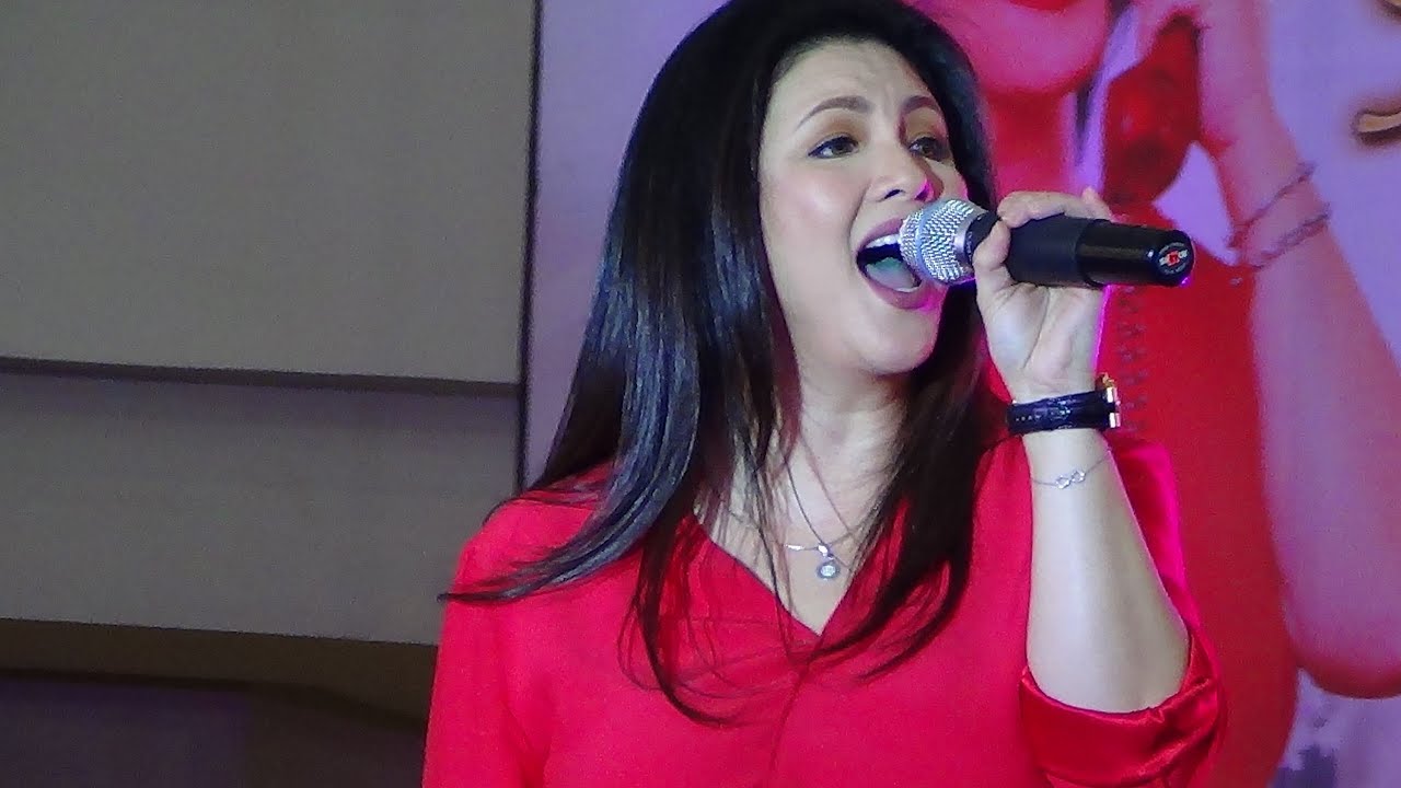 REGINE VELASQUEZ - Tuwing Umuulan At Kapiling Ka (Regine Series Mall Tour: Robinsons Manila)