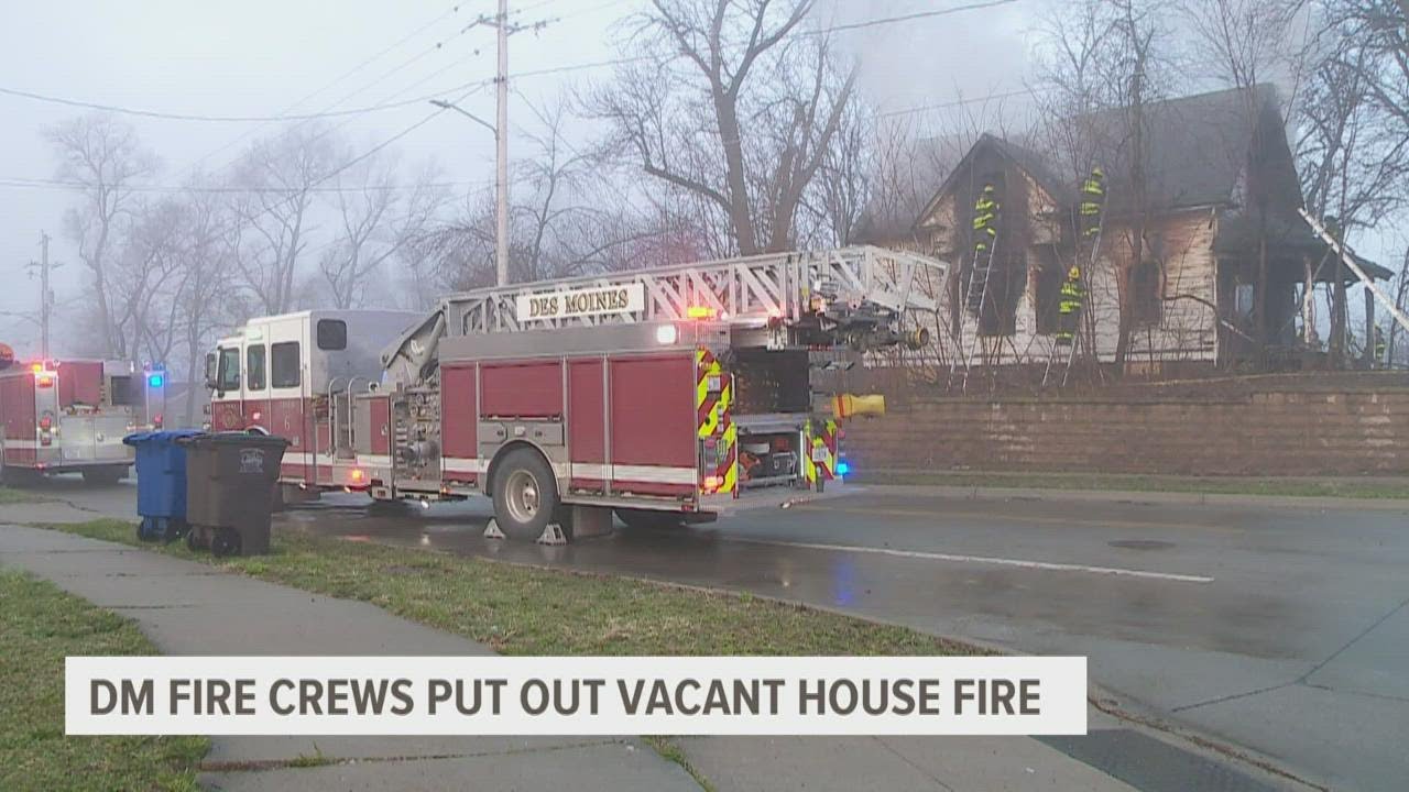 Des Moines Fire Department's graduating class gets real-world experience with early morning fire