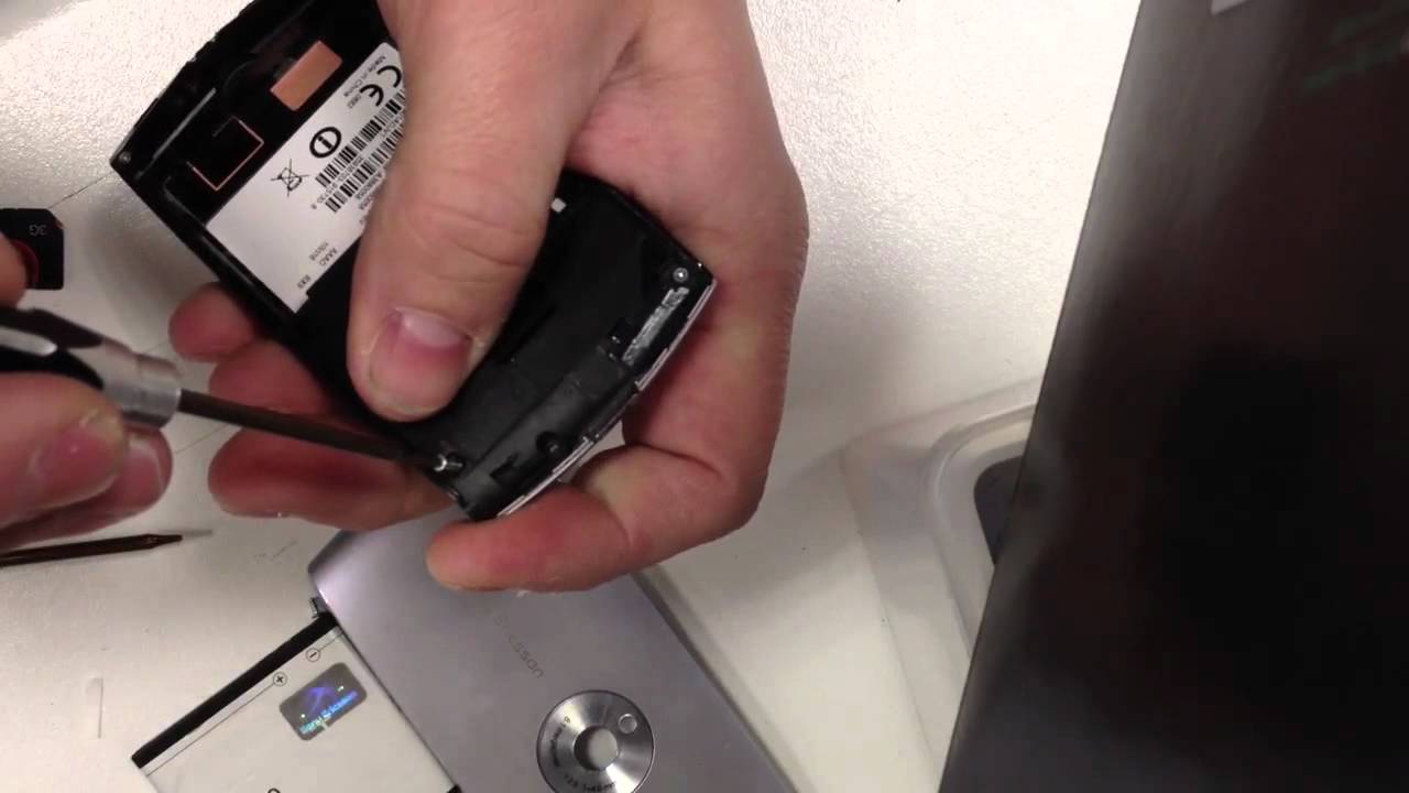 How to change Sony Ericsson vivaz u5i digitizer screen repl