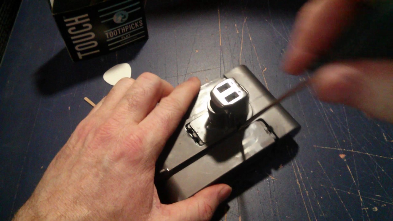 Dyson DC31 DC34 DC35 DC44  battery disassembly for replacement: Not Worth It.
