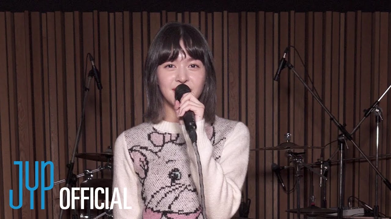 [JYPn] LILY | Roar Cover | 게릴라 라이브(Guerrilla Live) 🎤