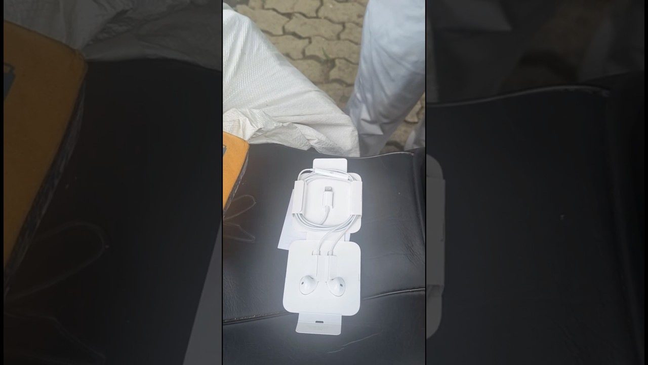 Apple EarPods with Lightning Connector Wired | Flipkart Open Box Delivery 