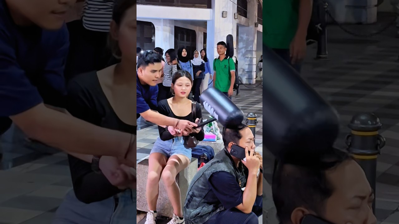 Hammer prank making panicked