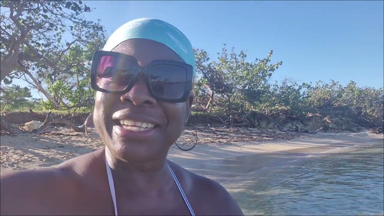 Life on the island 🇯🇲 paradise or paranoia?