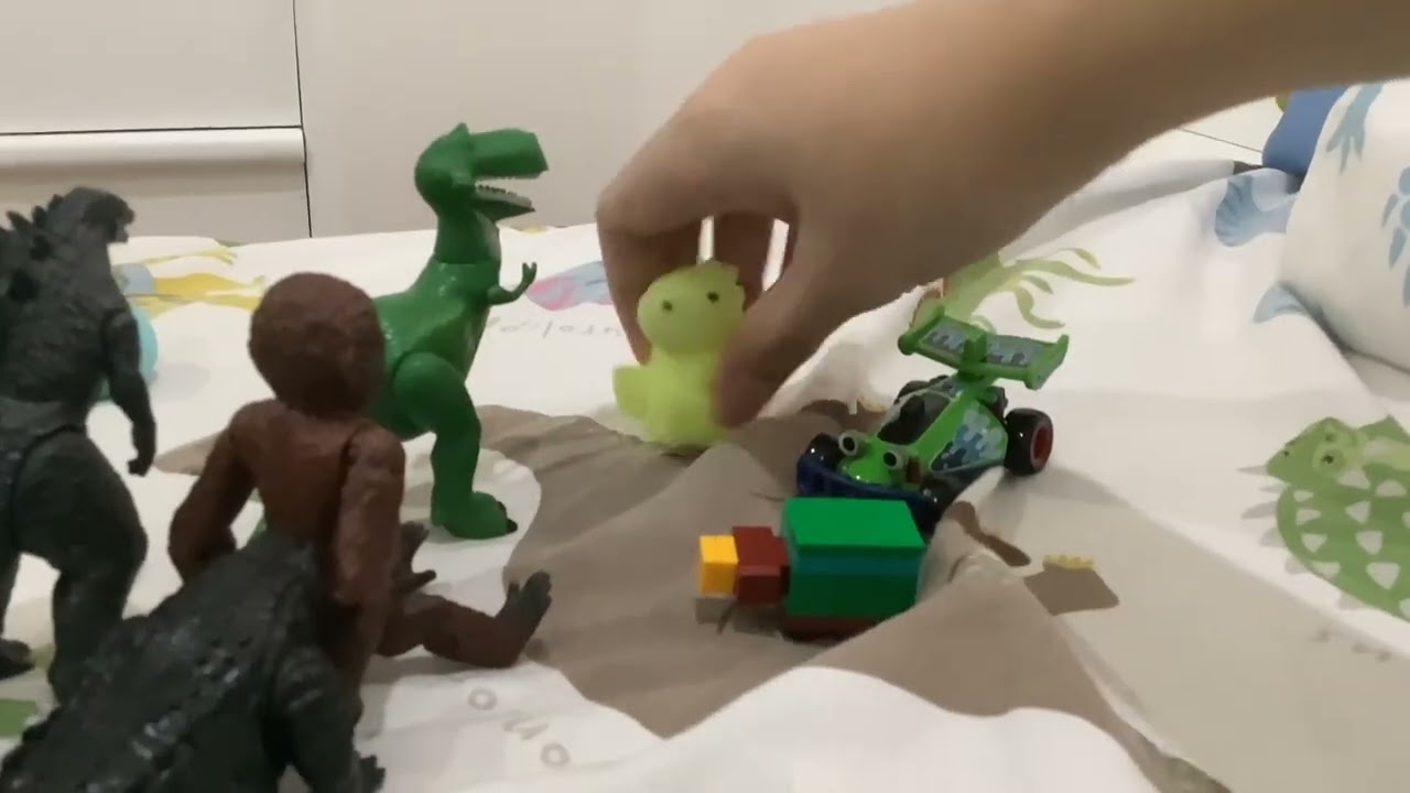 Godzilla X Kong: Room Adventures Episode 5: Going Green: Part 1