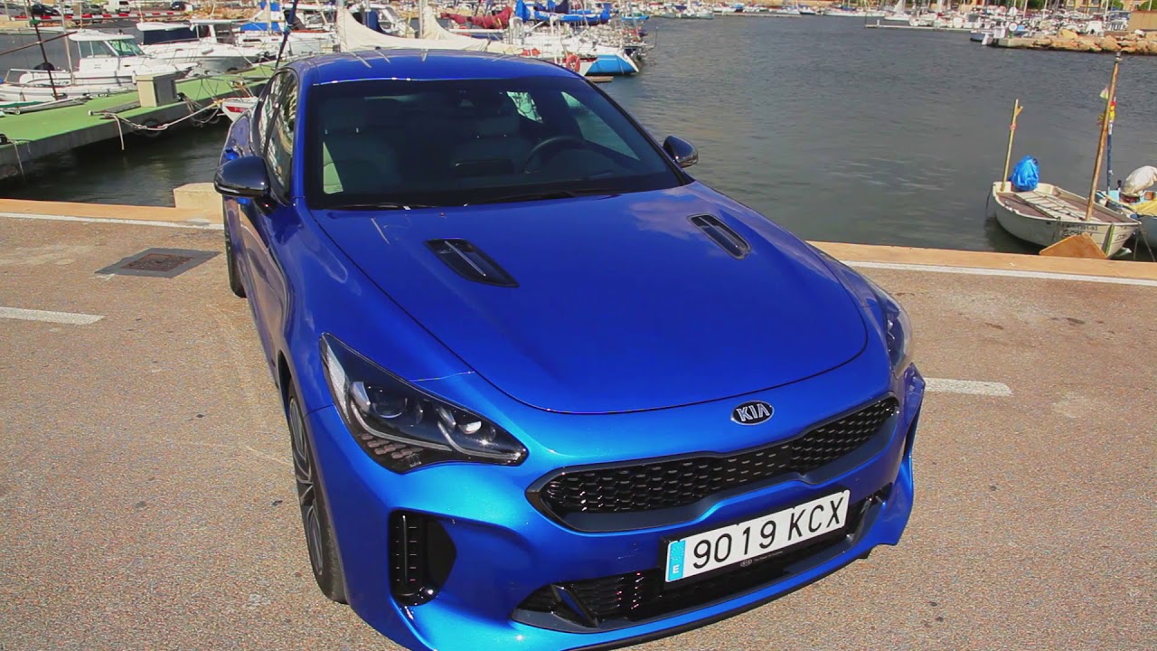 Kia Stinger GT Line Micro Blue - design