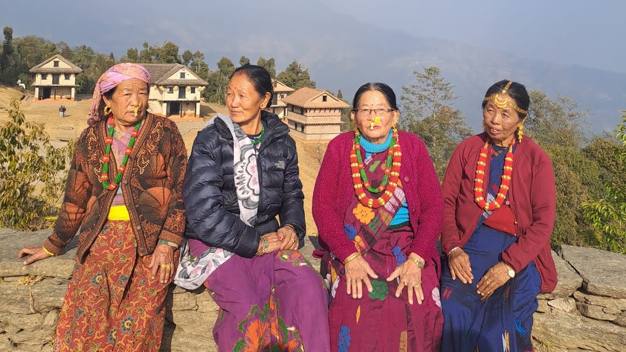 CHOLUNG  PARK MA PALAM WITH  AAMA TUMMA AND SASU AAMA #Trethum #limbu #basantapur @kumarilimbu