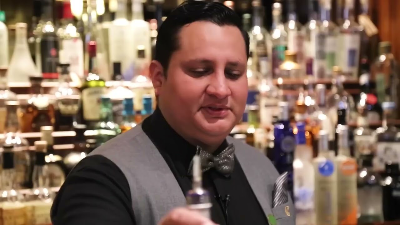 C&oacute;cteles en el Mejor Bar de Lima🍸 | Premios SUMMUM 2022| Studio Bar Barras