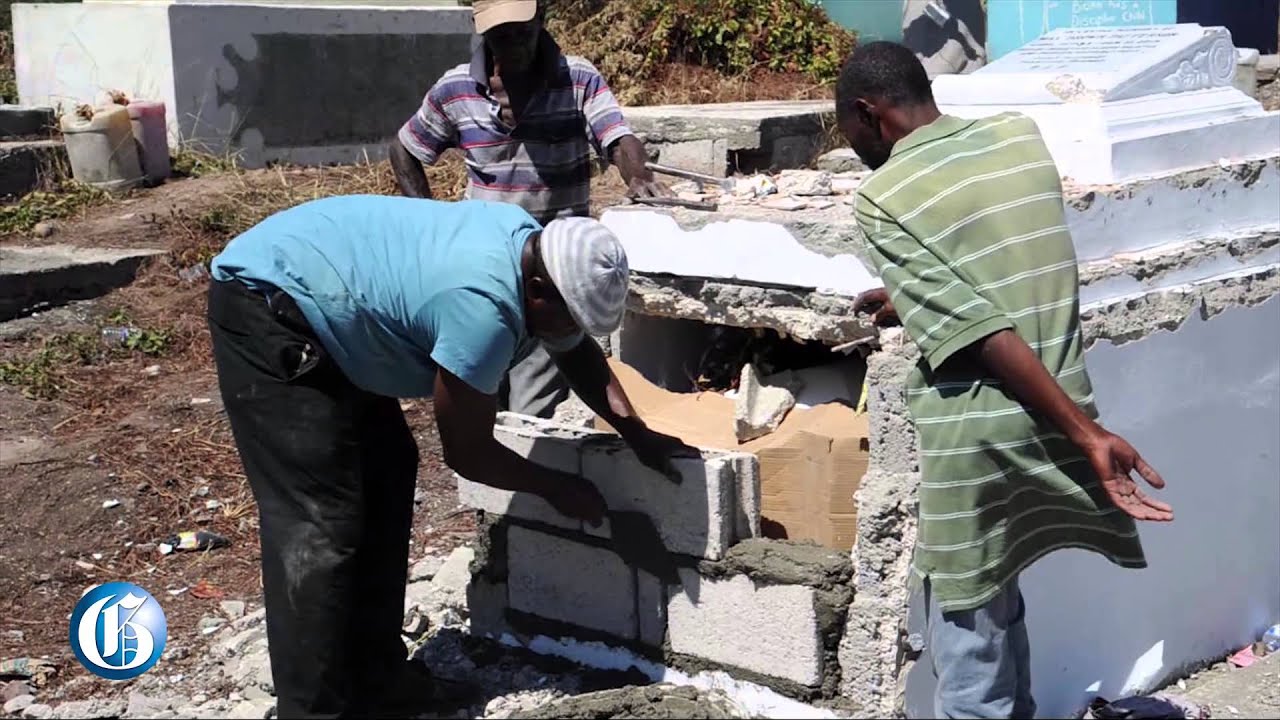 Thieves attack grave at cemetary
