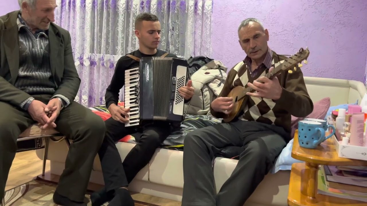 Братовчеди Рохлеви и Муса Ляца