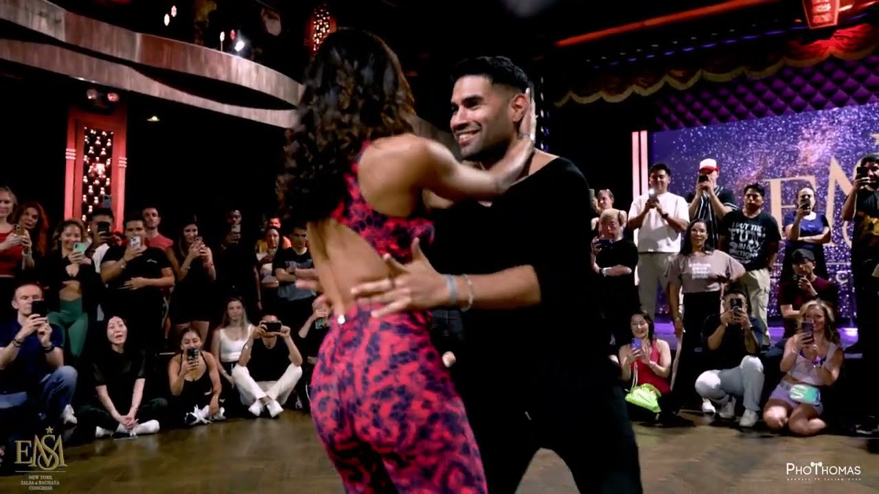 Marco & Sara – Sálvame | Empire Sensual Movement Demo