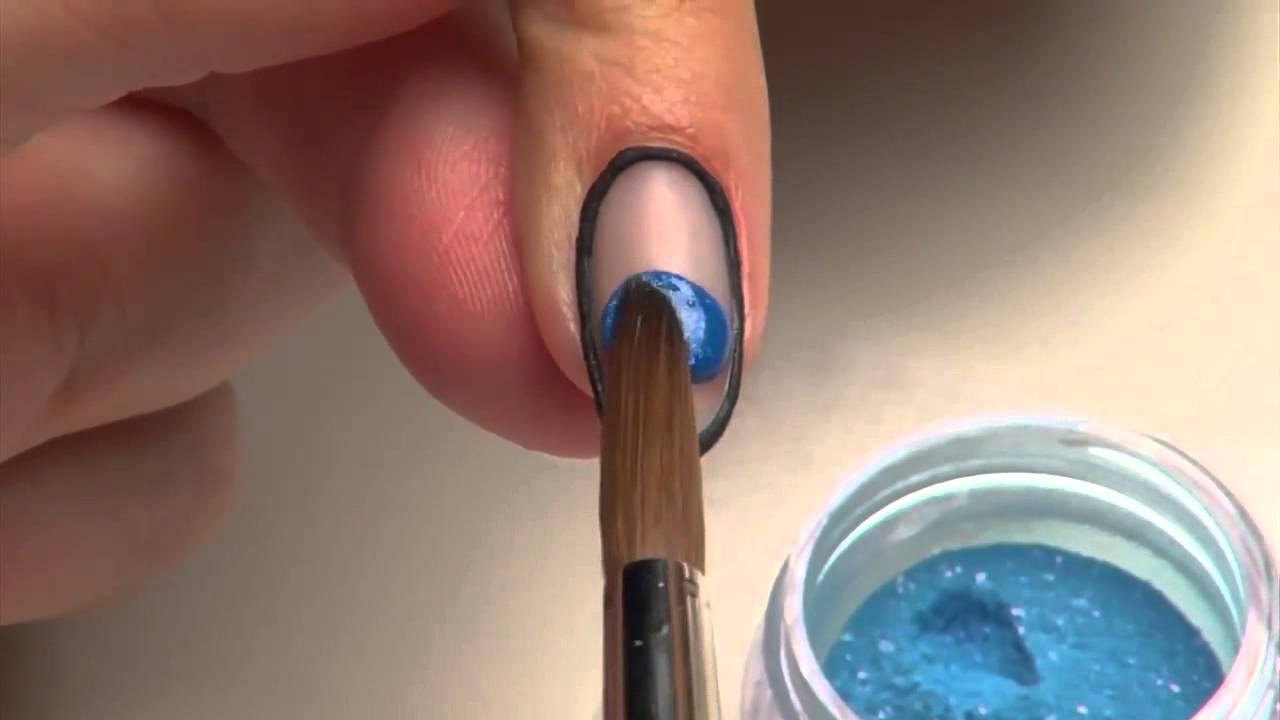 Пошаговое руководство по искусству ногтей от CND Nail Additives | www.Nailsrus.ca