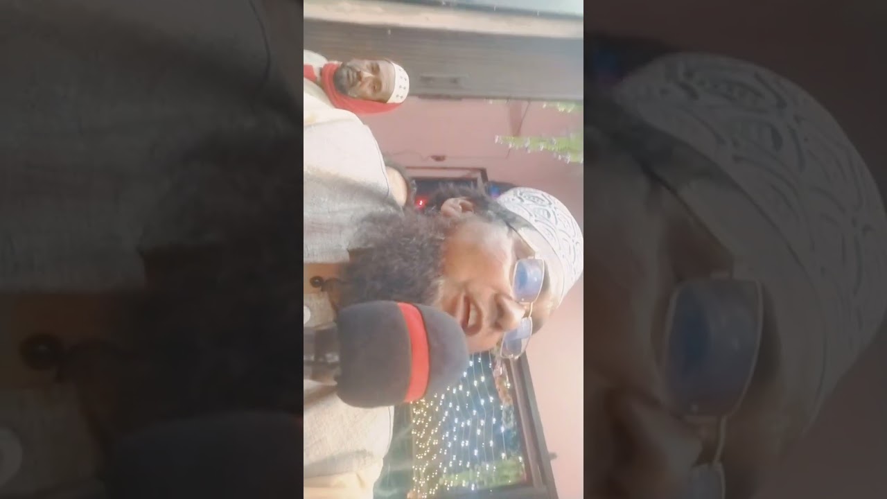 জীবনের চাইতে বেশি ভালবাসতে চাই নবীজিকে। বাৎসরিক ওরস মাহফিলে জসিম উদ্দিন জিহাদী। 