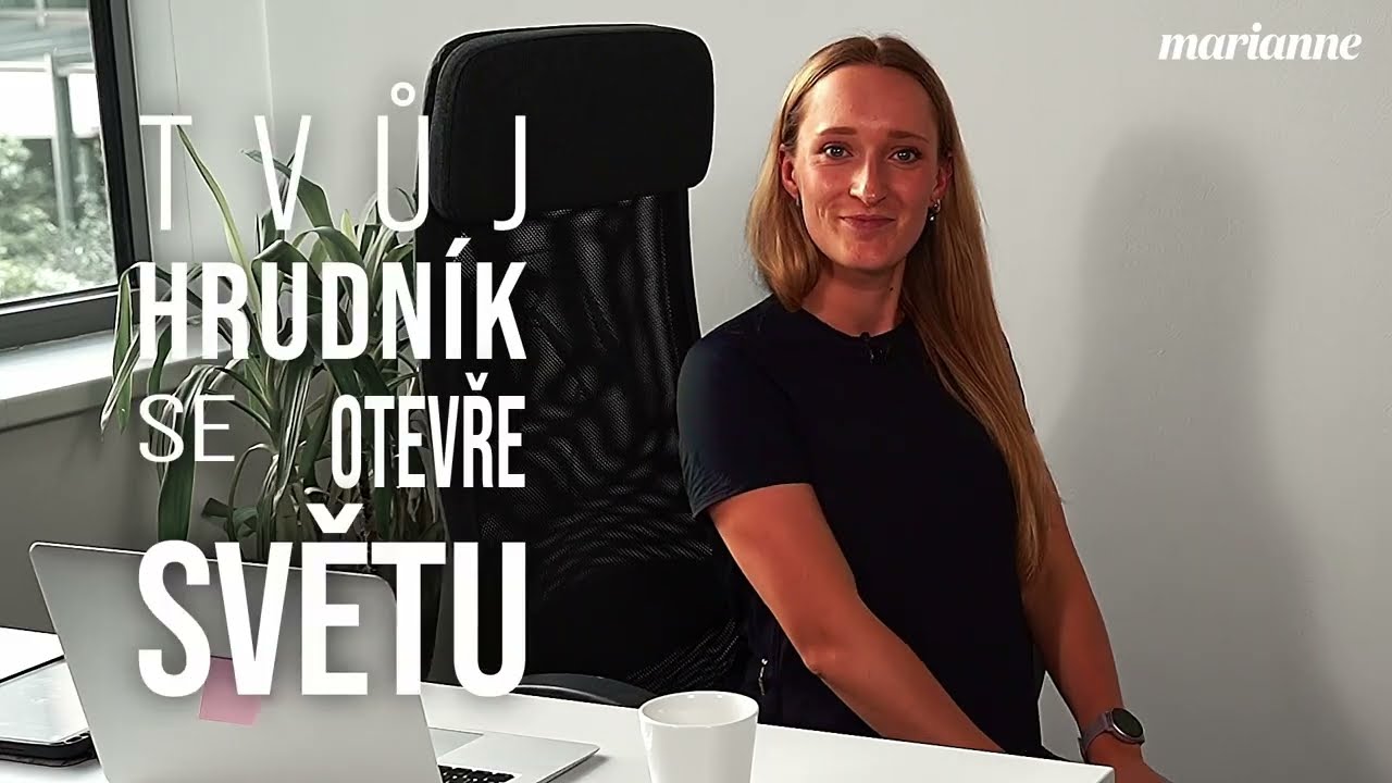 Uvolněte si hrudník, než zapnete počítač: 3 cviky, které zvládnete přímo z kancelářské židle