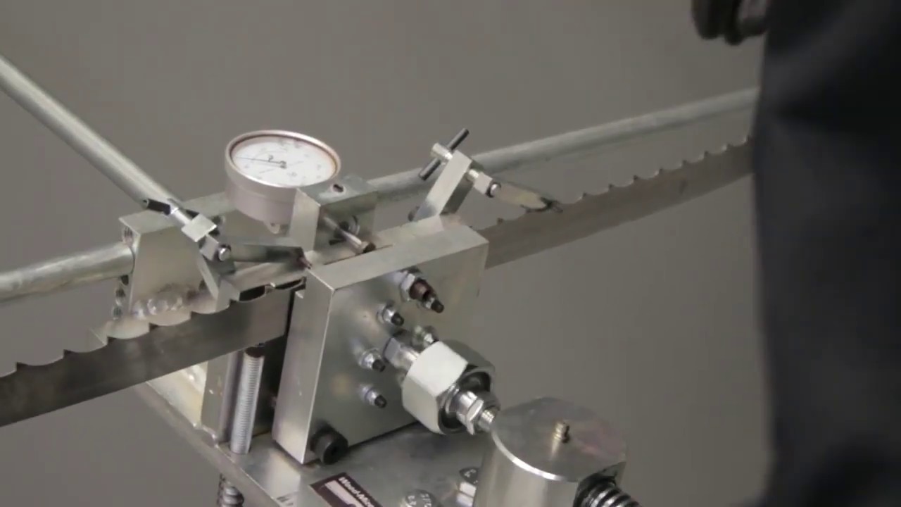 BMT100 manual toothsetter from Wood-Mizer