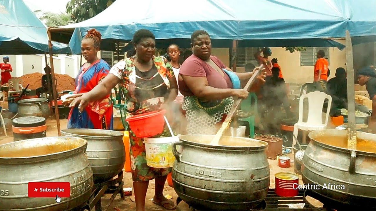 Mass Cooking For A Village Ceremony | Jollof Rice | Nri Ukwa | Bitter Leaf Soup And Pounded Fufu 💖