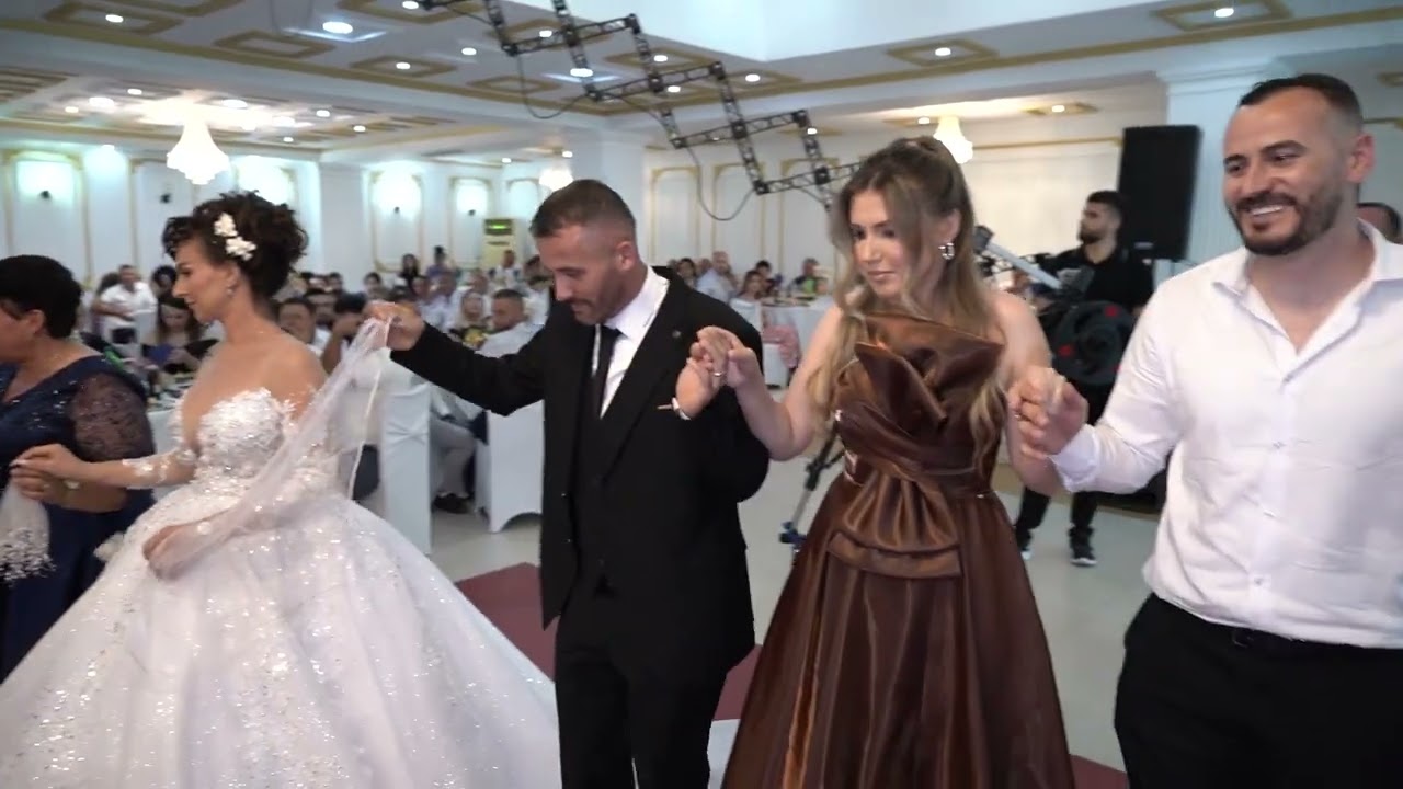 Familja në Valle  Migen  Hoxha 2025 Foto Studio Kljdi Nushi