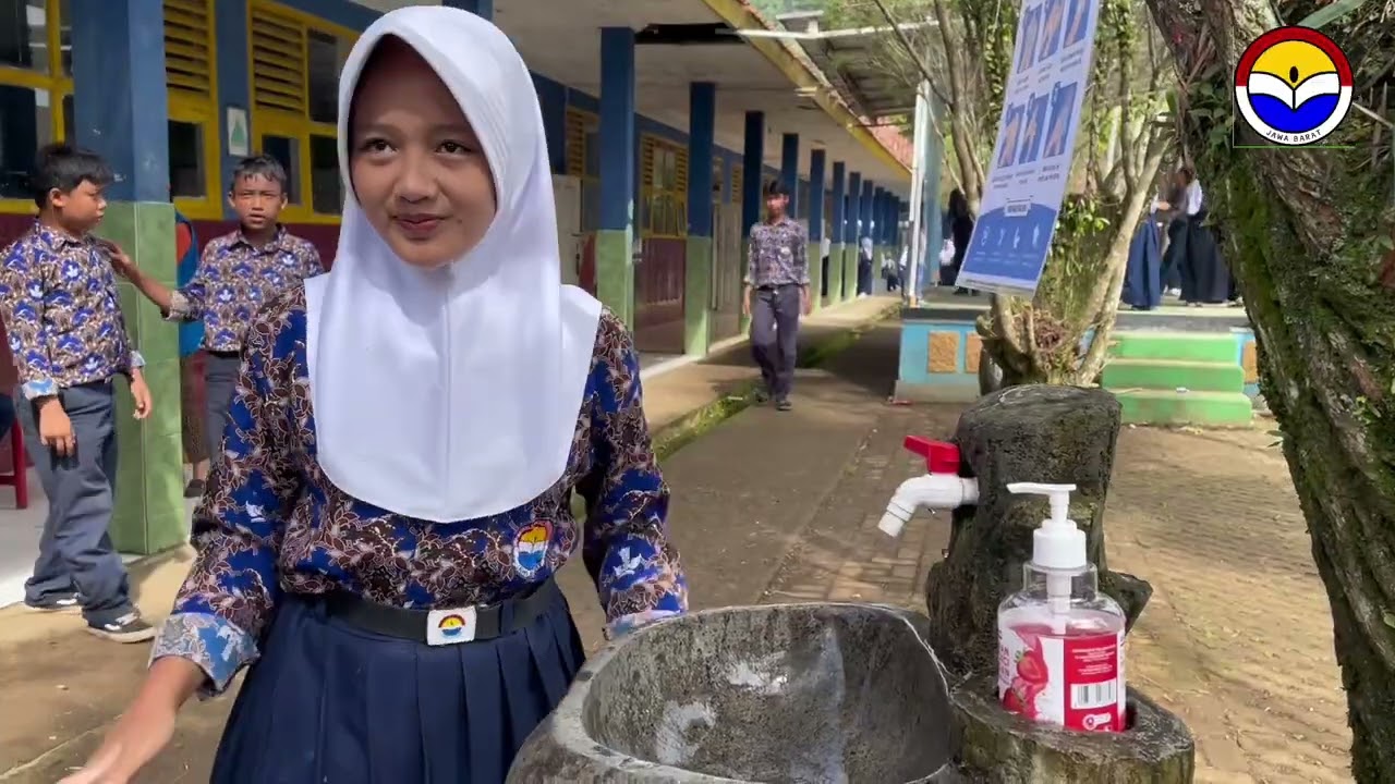 PROFIL SEKOLAH SEHAT SMPN 1 PACET CIANJUR