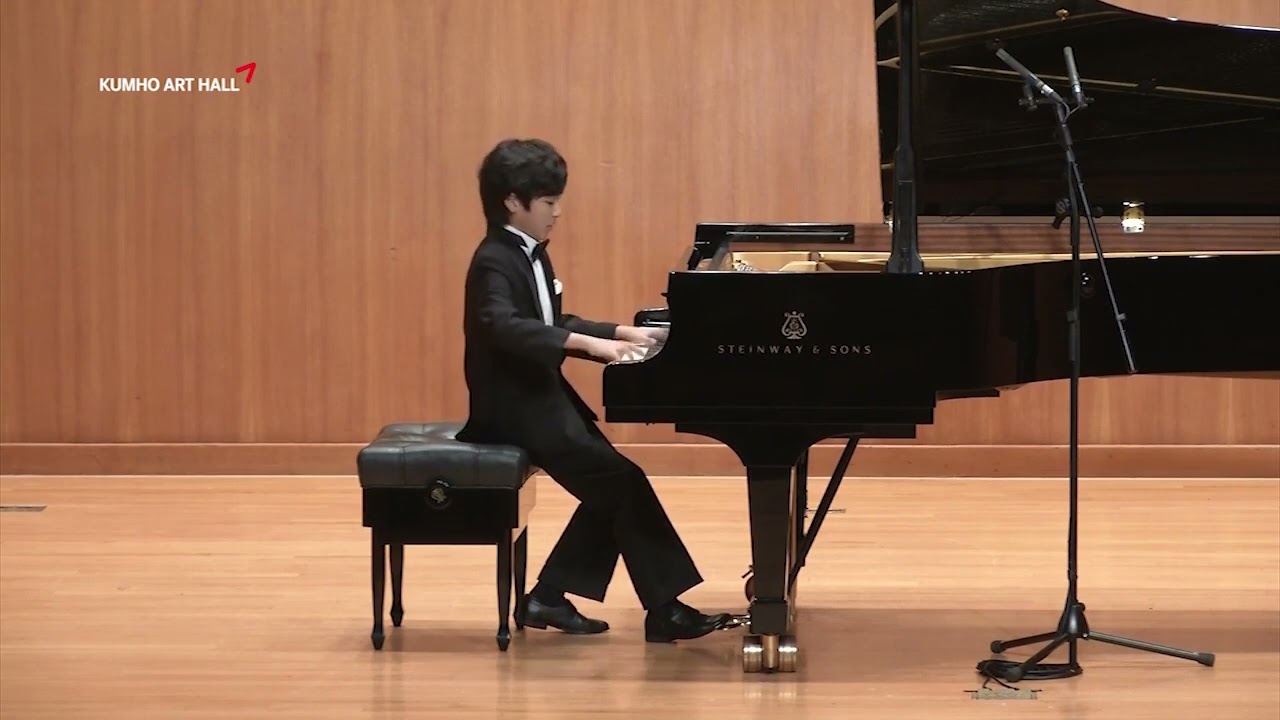 Yunchan Lim at age 11 , Abegg variations in F Major op.1 Schumann #yunchanlim #임윤찬 #cliburn