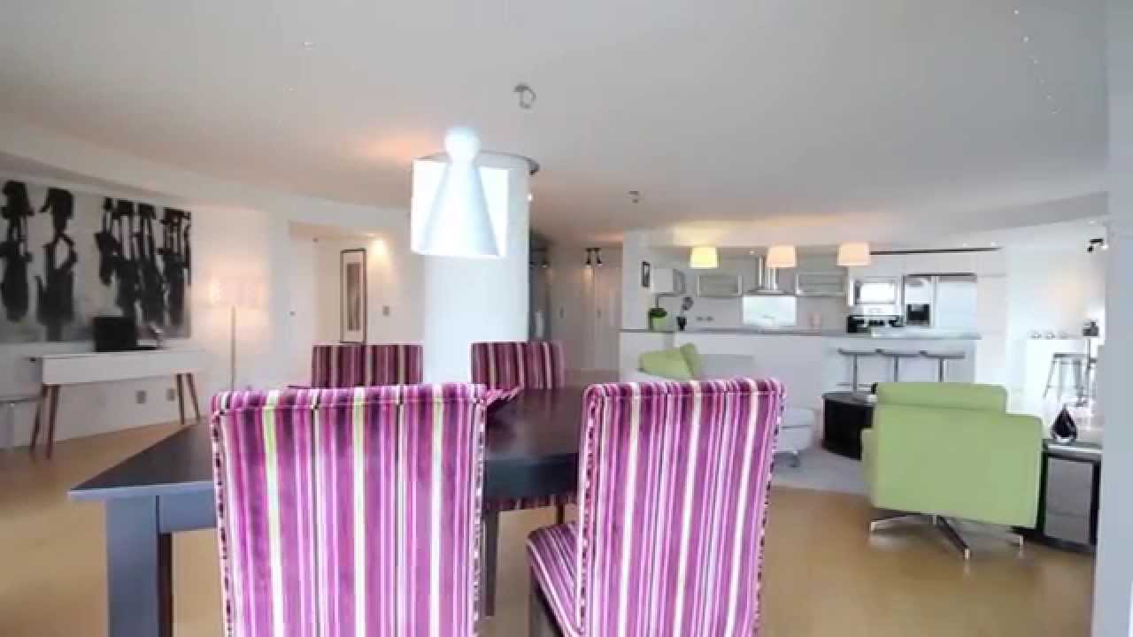 3508-77 Harbour Square, Toronto Luxury Waterfront Condo with Panoramic Lake Views