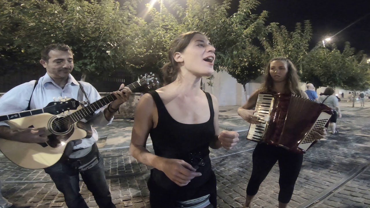 Μουσικοι του δρομου Part 1