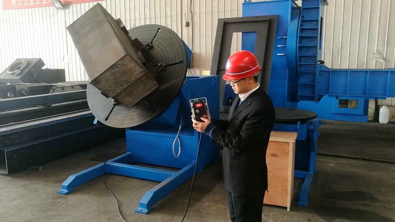 General-purpose 5-ton positioner - loaded with workpiece and in operation