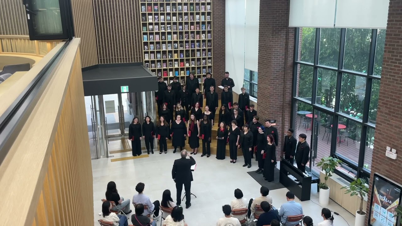 All Seems Beautiful to Me (Whitacre)