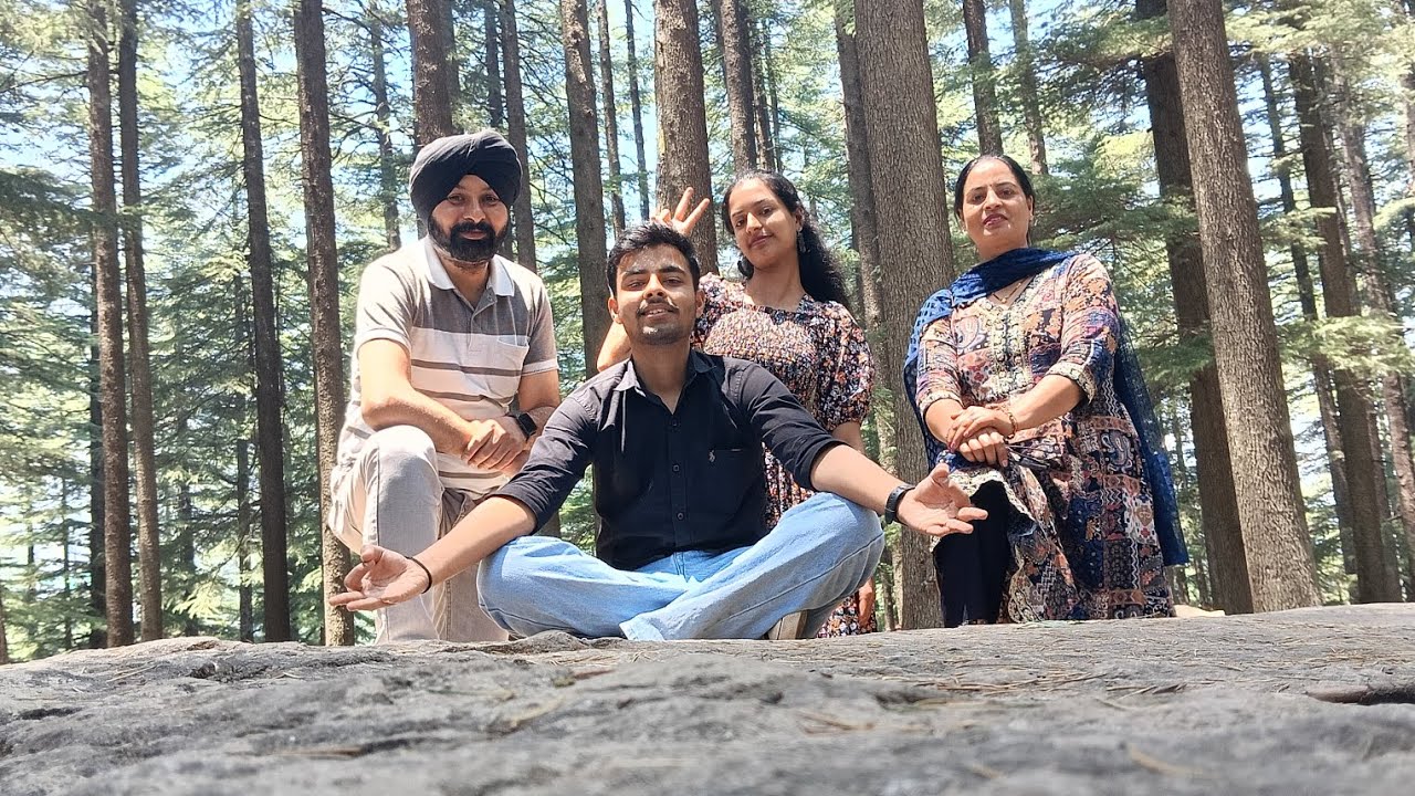 Masti in Hadimba Devi 😅| Manali  | with @ExplorewithSimranKaur |vlog 2