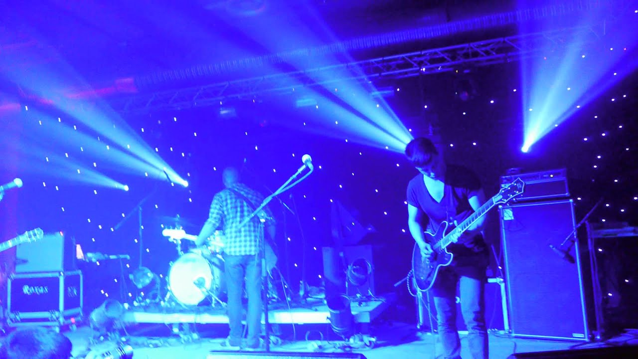 Sleepmakeswaves - We Sing The Body Electric (Dunk! Festival, Belgium, 8/4/12)