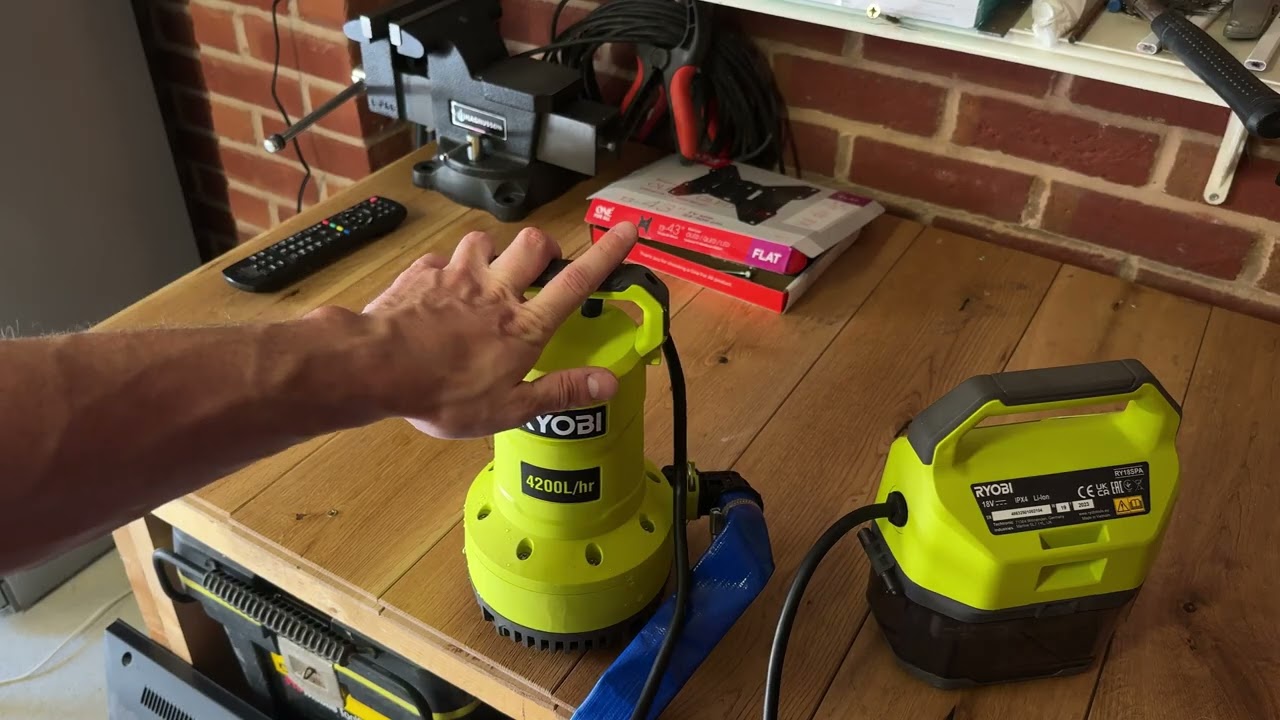 Ryobi 18V Cordless Submersible Pump