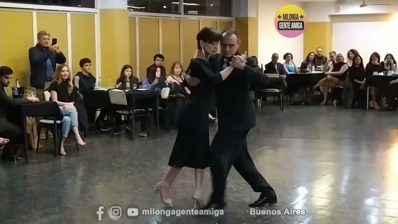 Claudia Codega y Esteban Moreno  - Milonga Gente Amiga - 28/ABR/2024 (1/3)