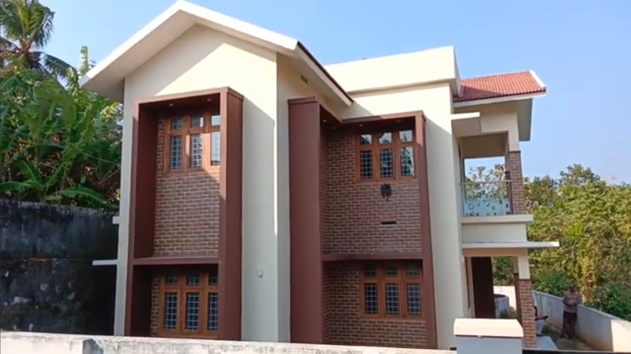 PALAKKAD Dt OTTAPALAM  VANIYAMKULM P. K. DAS. HOSPITAL NEAR NEW HOUSE FOR SALE . CALL 9074434350.