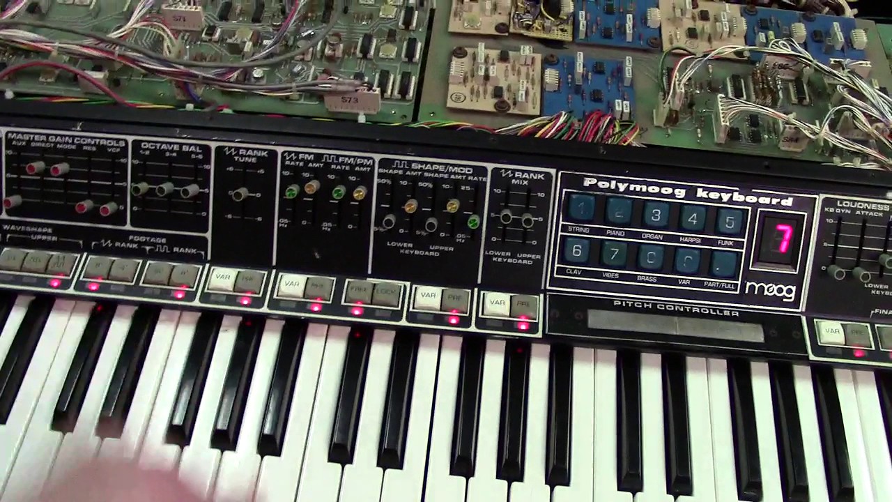 Polymoog 203a Vox Humana Updates (by Synthpro)