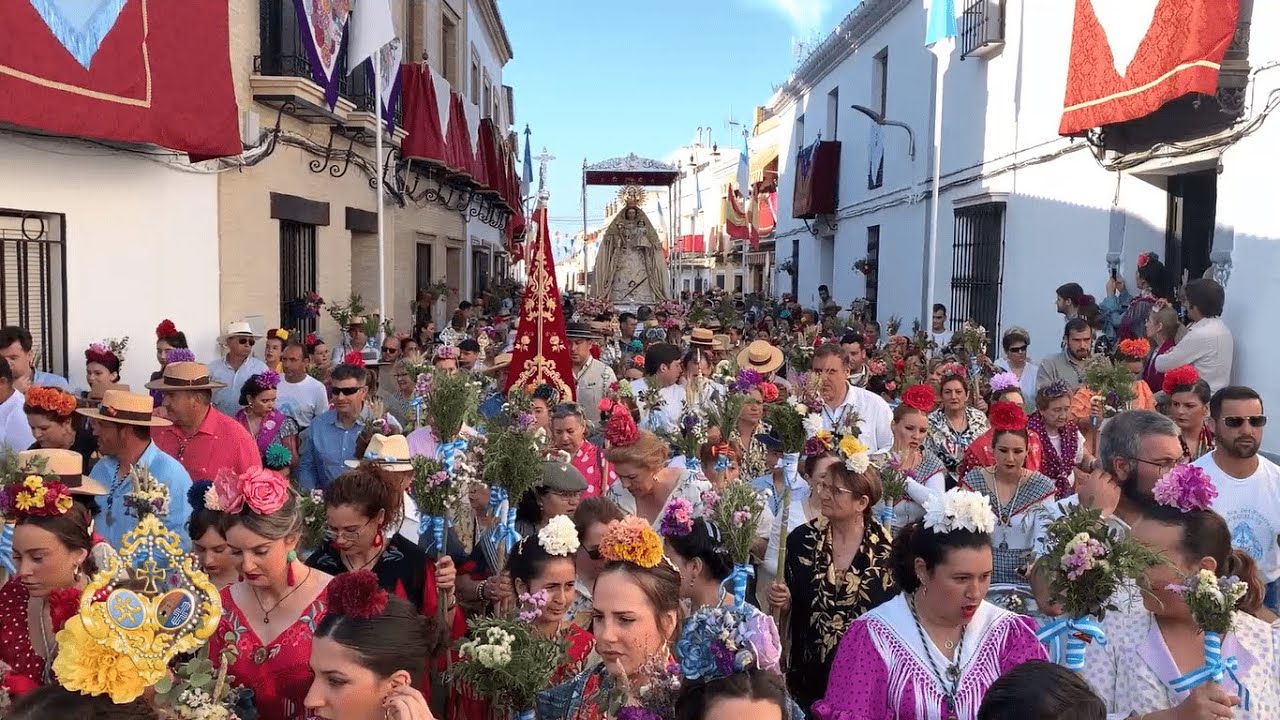 PEREGRINACION EXTRAORDINARIA DE LA STMA. DEL ROSARIO CORONADA A SU ERMITA DE LA MADROÑA
