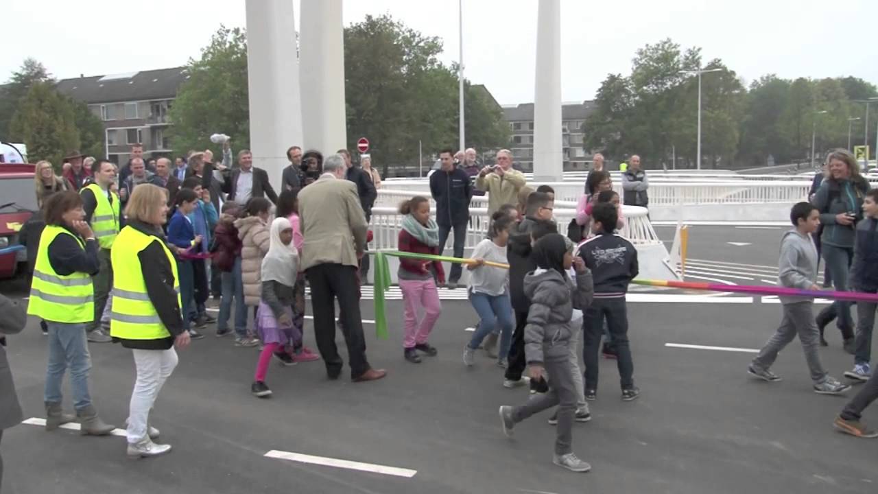 In gebruik name viaduct aan de Hogeweg in Amersfoort
