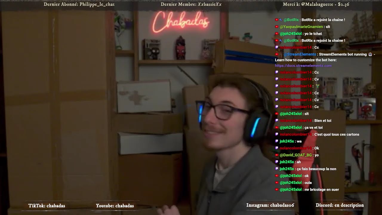 Je Créer mon Skin Minecraft IRL ( en CARTON )... ( impossible )