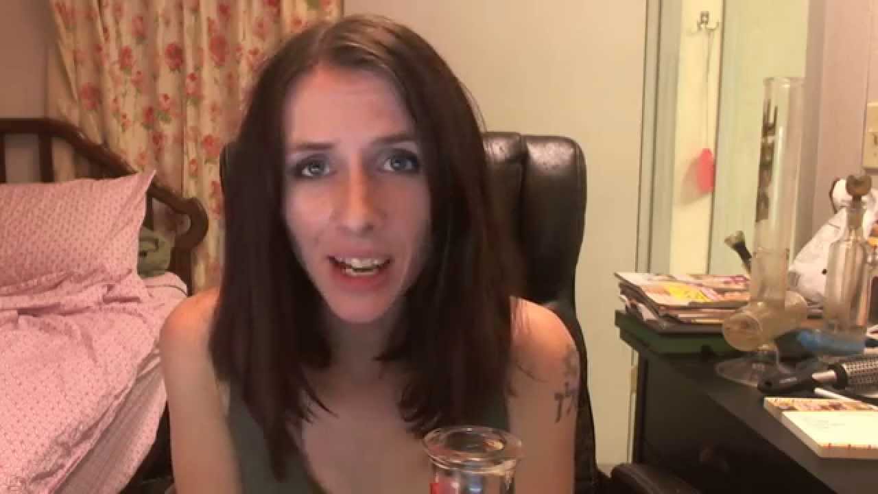 Linda reviews a Bio Hazard 12 Inch Standard Straight Tube from SmokeFox.com